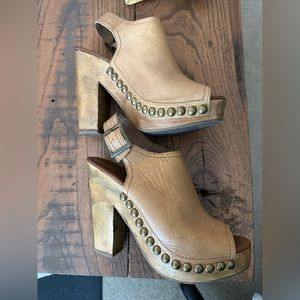 Naughty Monkey Leather Clog